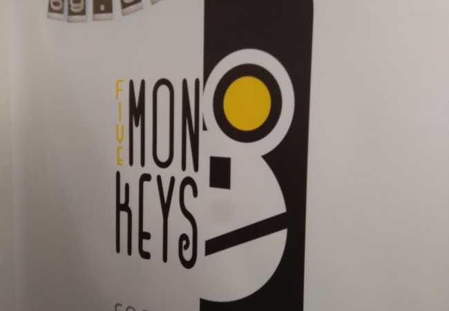 Foto de la empresa: Five Mon-keys-5